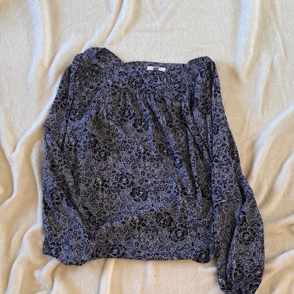 LC Lauren Conrad Navy and Gray Floral Blouse